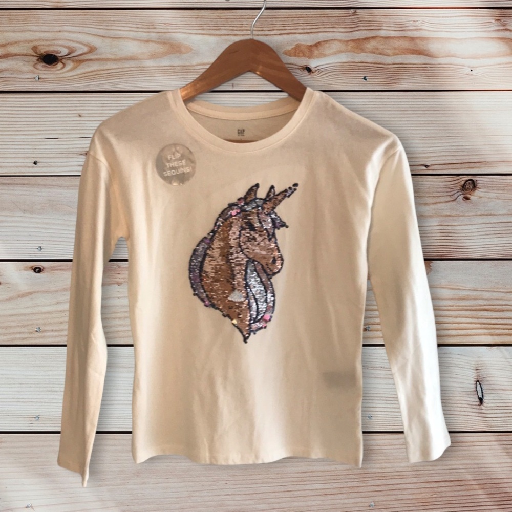 NWOT! Gap Kids “flip these sequins” long sleeve unicorn shirt 🦄